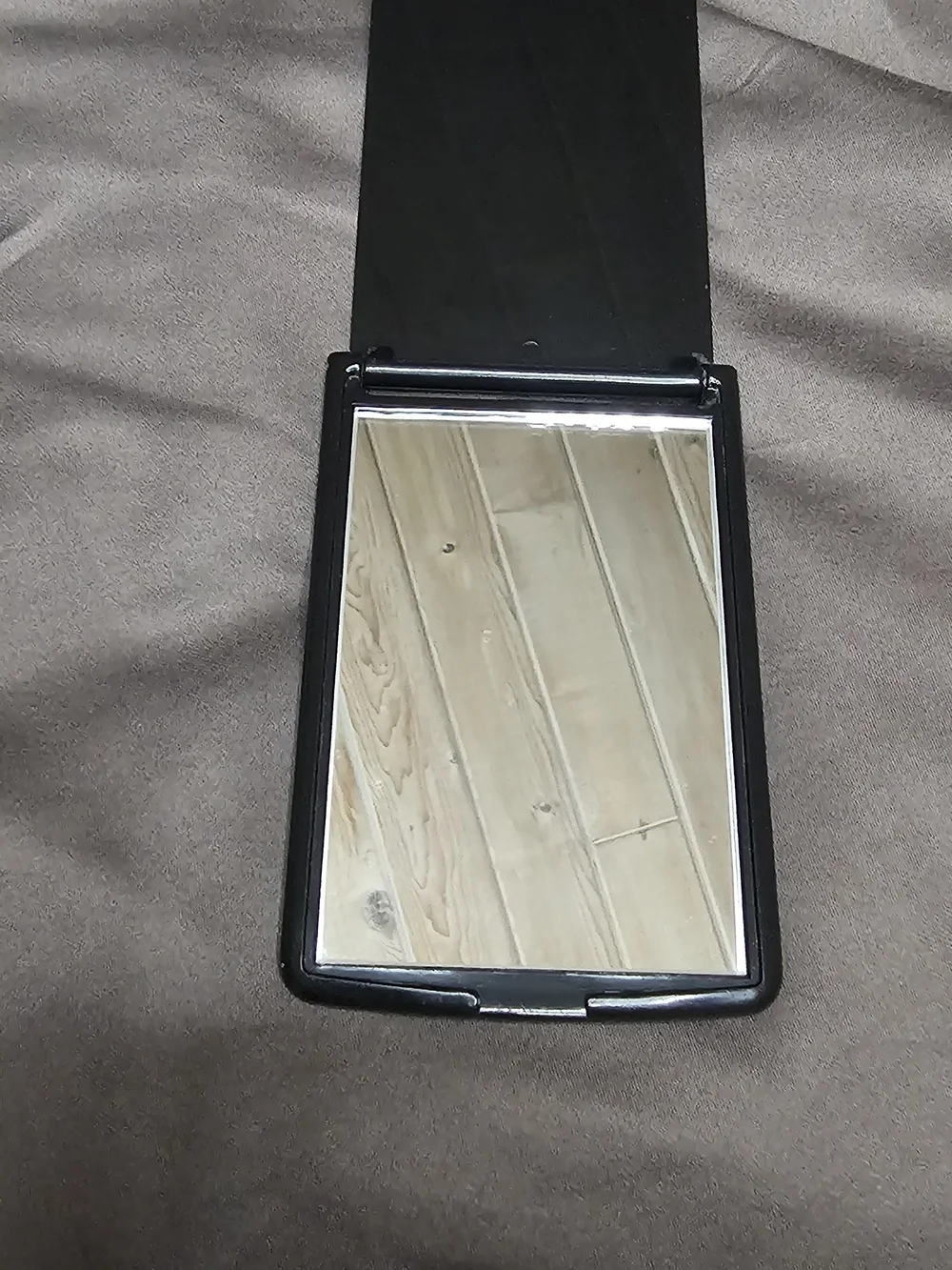 N/A compact mirror